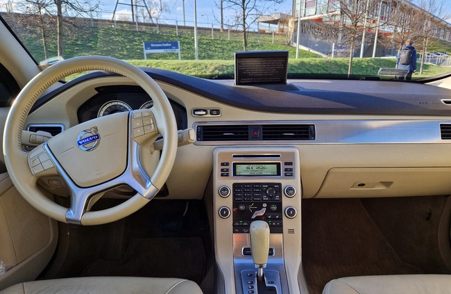 Volvo XC 70 cena 45500 przebieg: 260960, rok produkcji 2011 z Warszawa małe 46